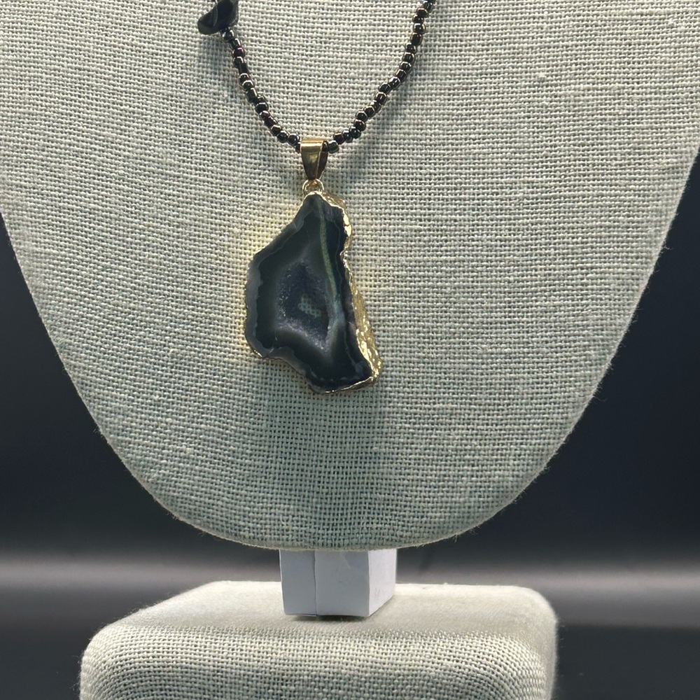 Geode Necklace - image 3